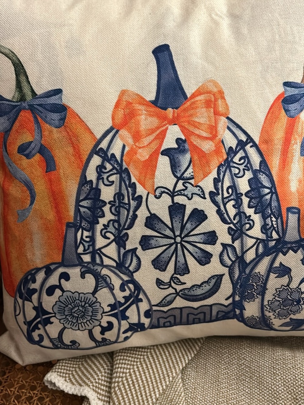 2 new Blue and White Chinoiserie Throw Pillow Covers 20x20
